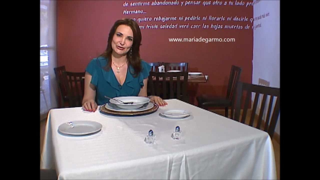 donde se deja la servilleta despues de comer