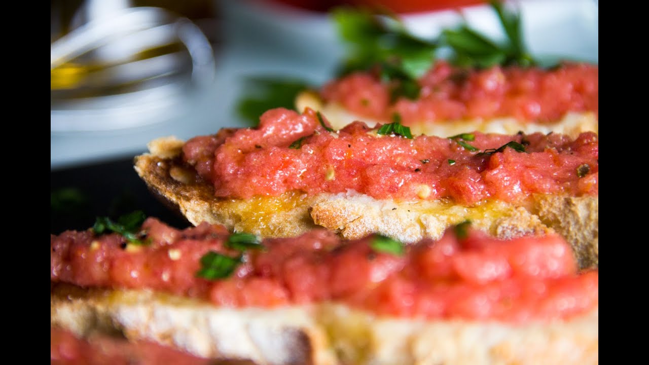 calorías tostada con aceite y tomate