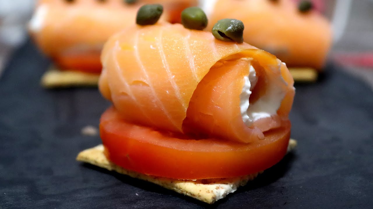 canapes de salmon y queso crema