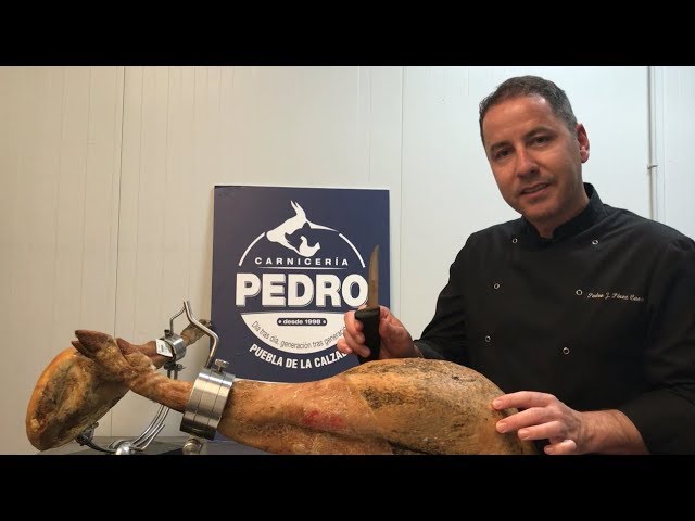 por que lado se empieza a cortar el jamon