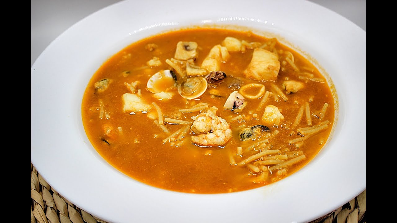 sopa de marisco congelado con fideos