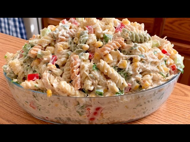 ensalada de pasta y pollo asado