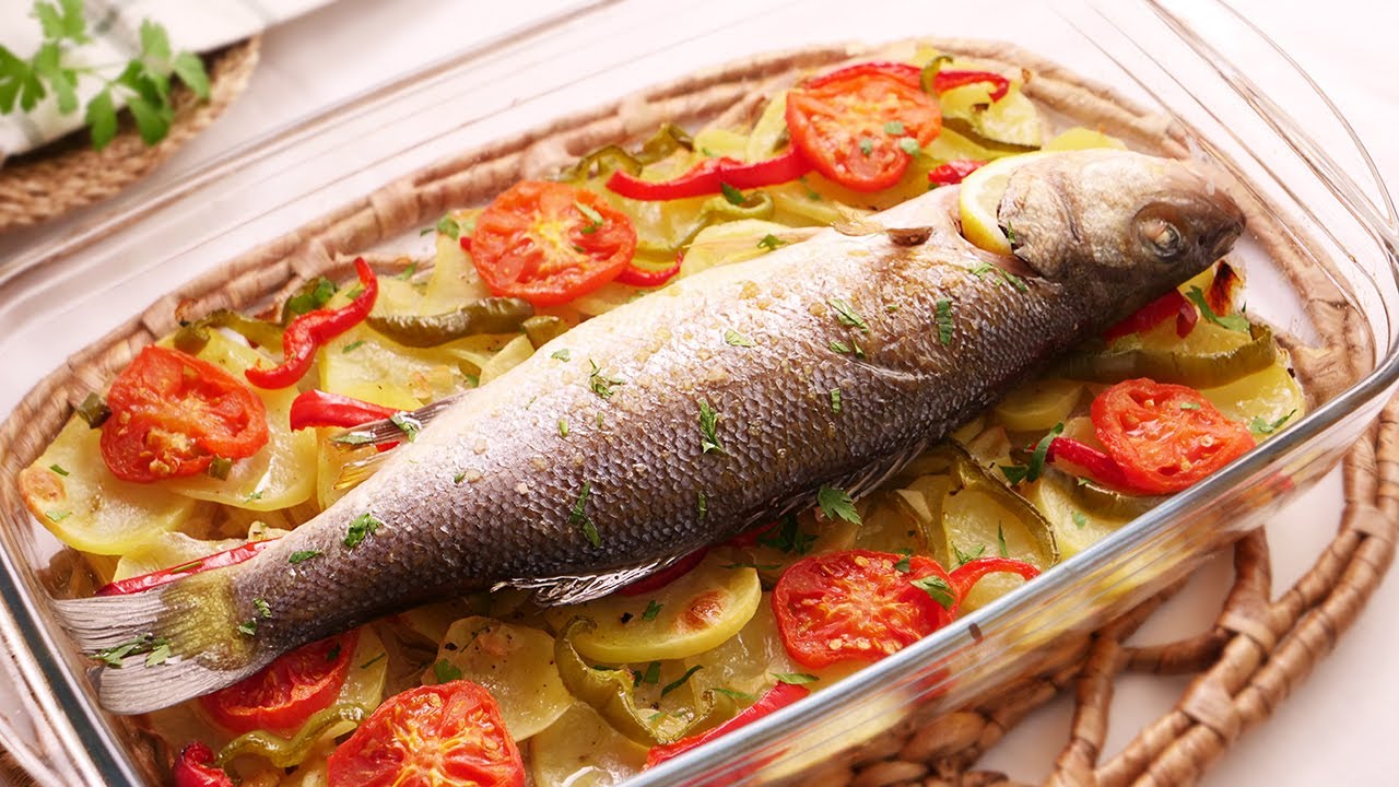 pescado al horno con papas y cebolla