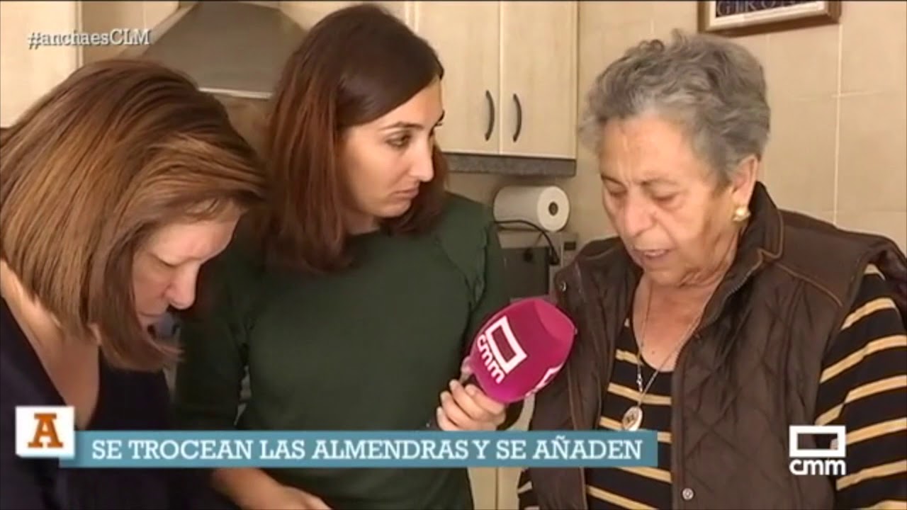sopa de almendra de primer plato