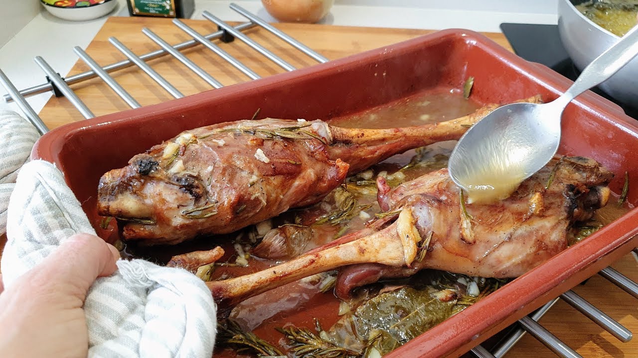 paletilla de cordero lechal al horno al estilo clásico