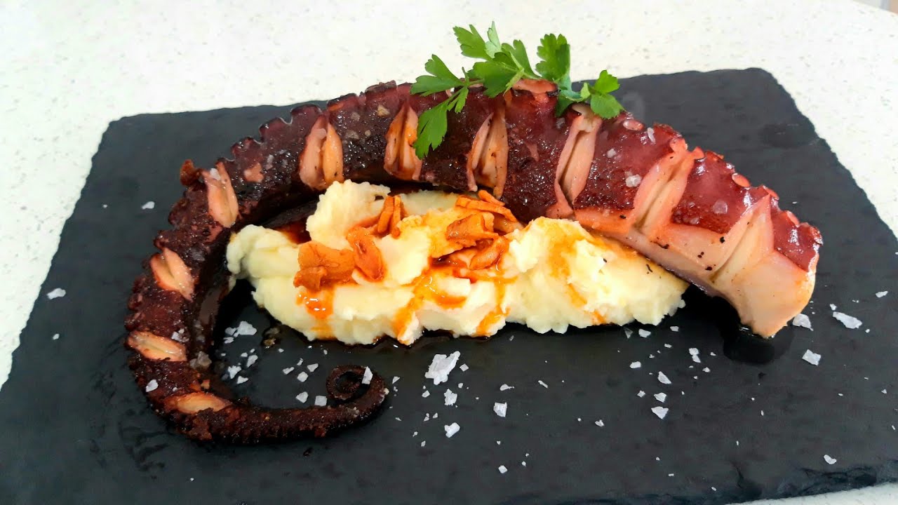 pulpo a la plancha con pimentón