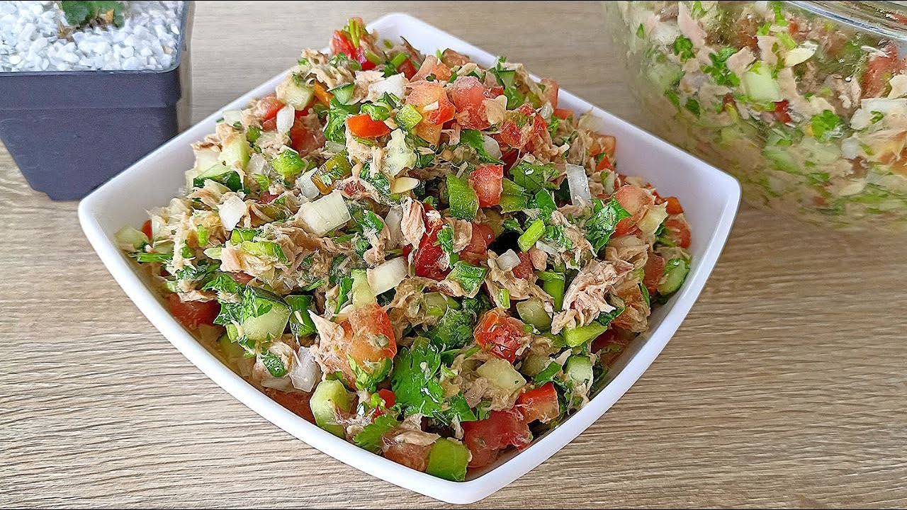 calorías ensalada mixta con atún y huevo