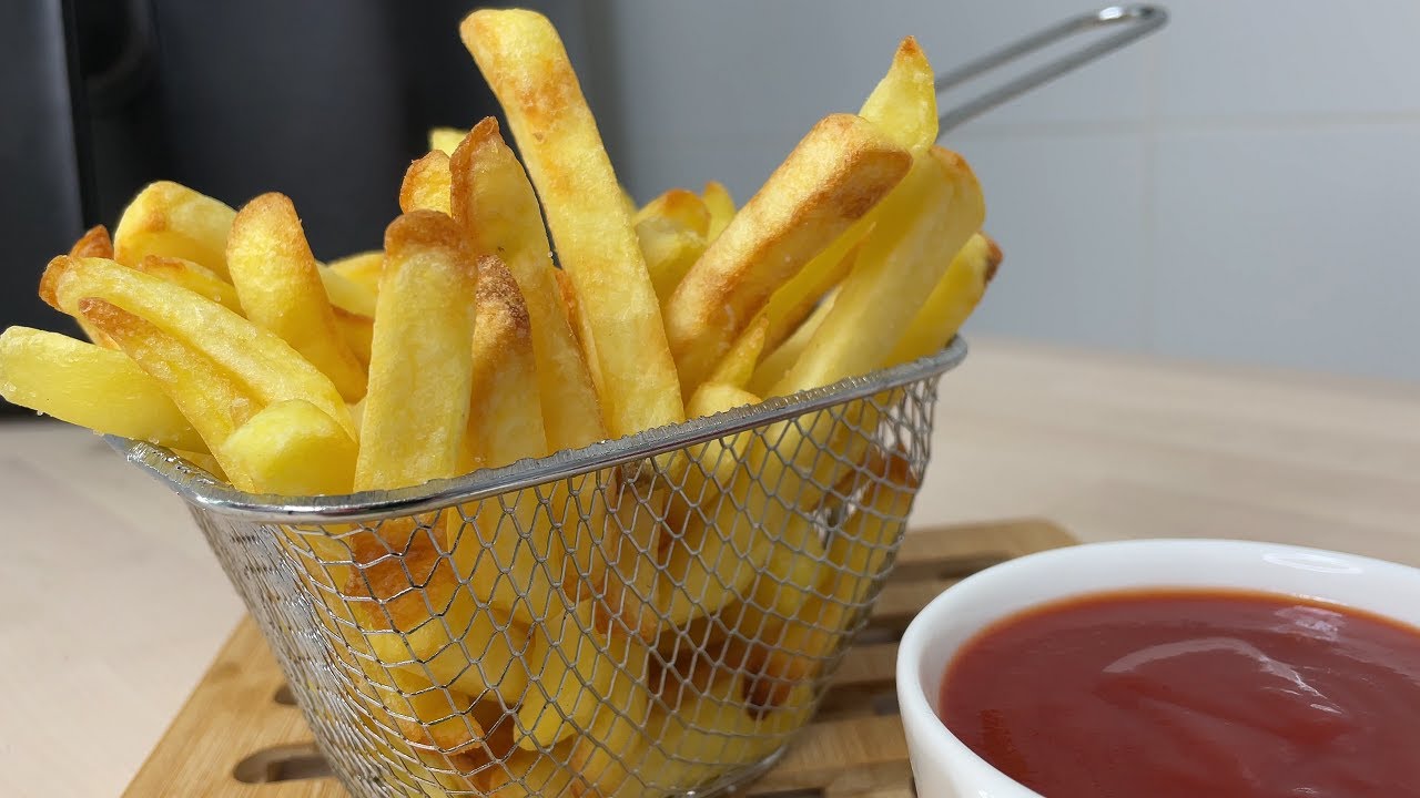 patatas fritas congeladas en freidora de aire cosori
