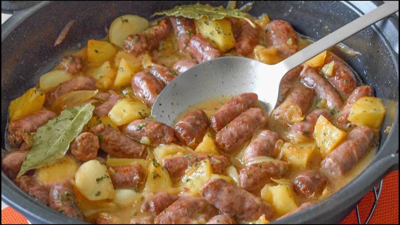 salchichas a la riojana con patatas