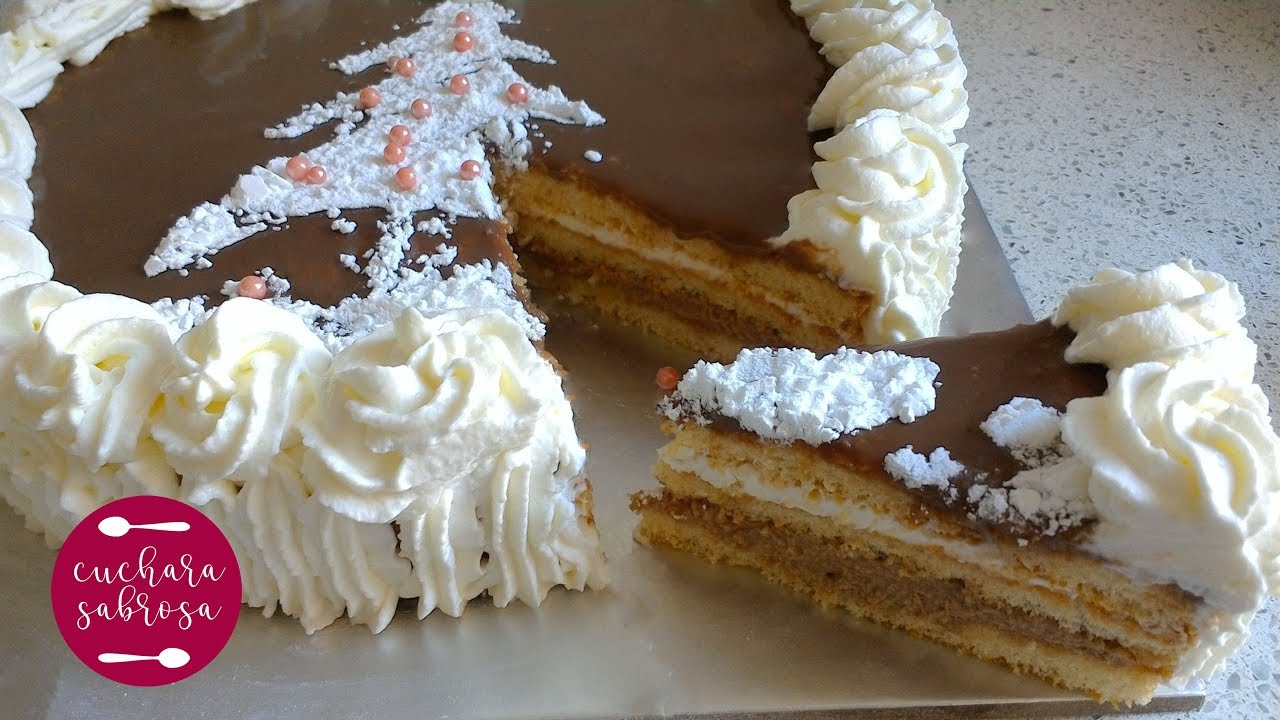 tarta de chocolate y nata con bizcocho comprado