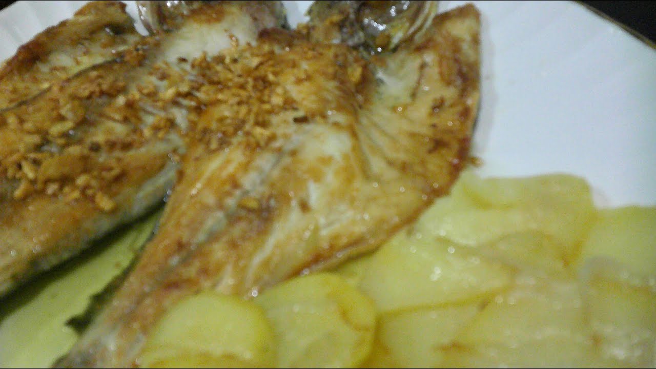 dorada a la plancha con refrito de ajos