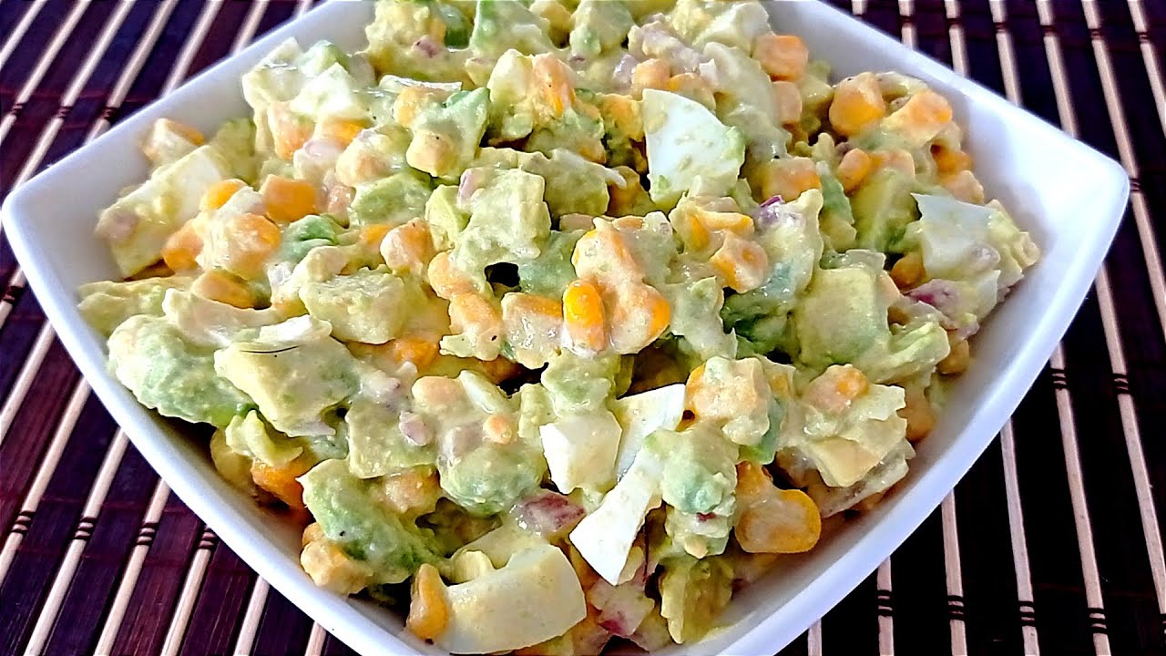 ensalada de aguacate y queso fresco