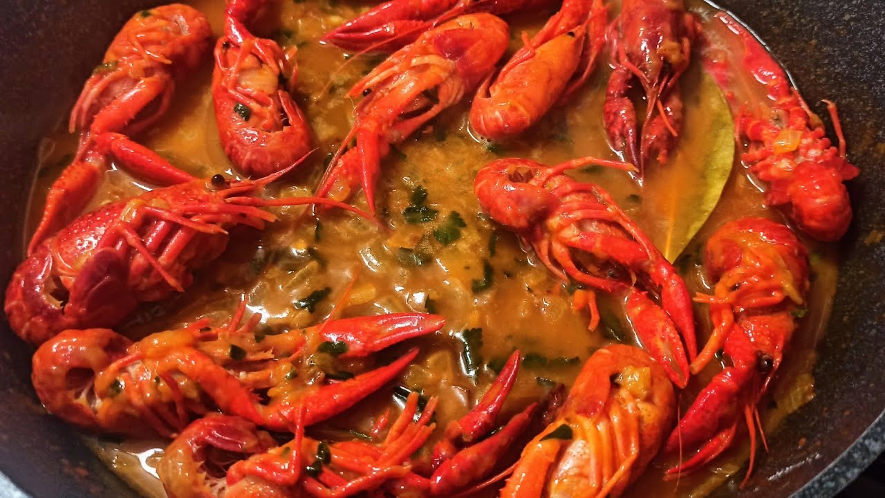 salsa para cangrejos de río cocidos