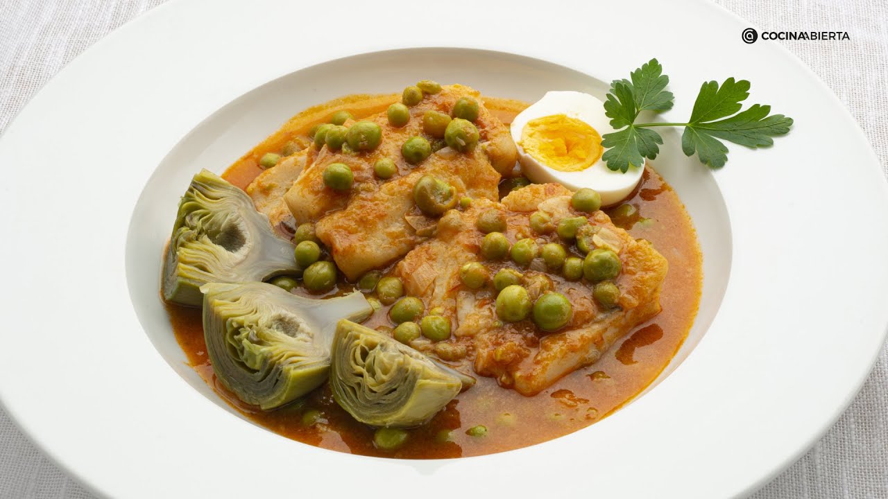 bacalao con alcachofas y huevo duro