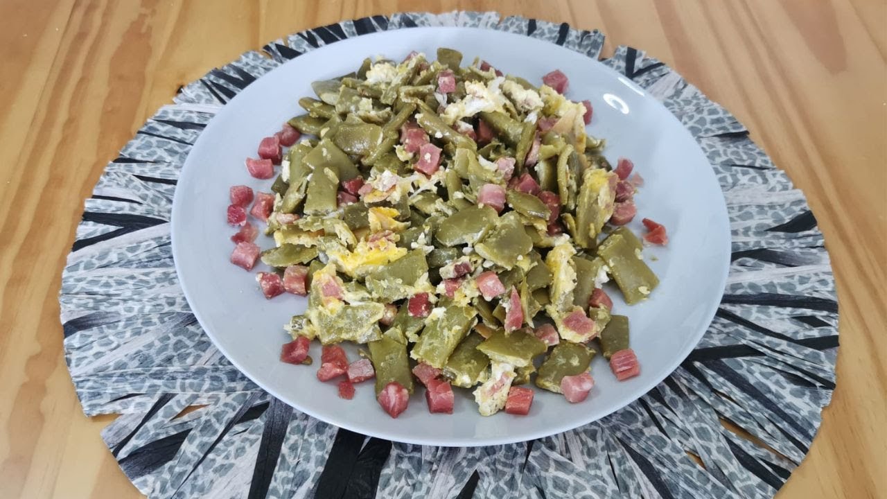 judías verdes de bote con jamón y huevo