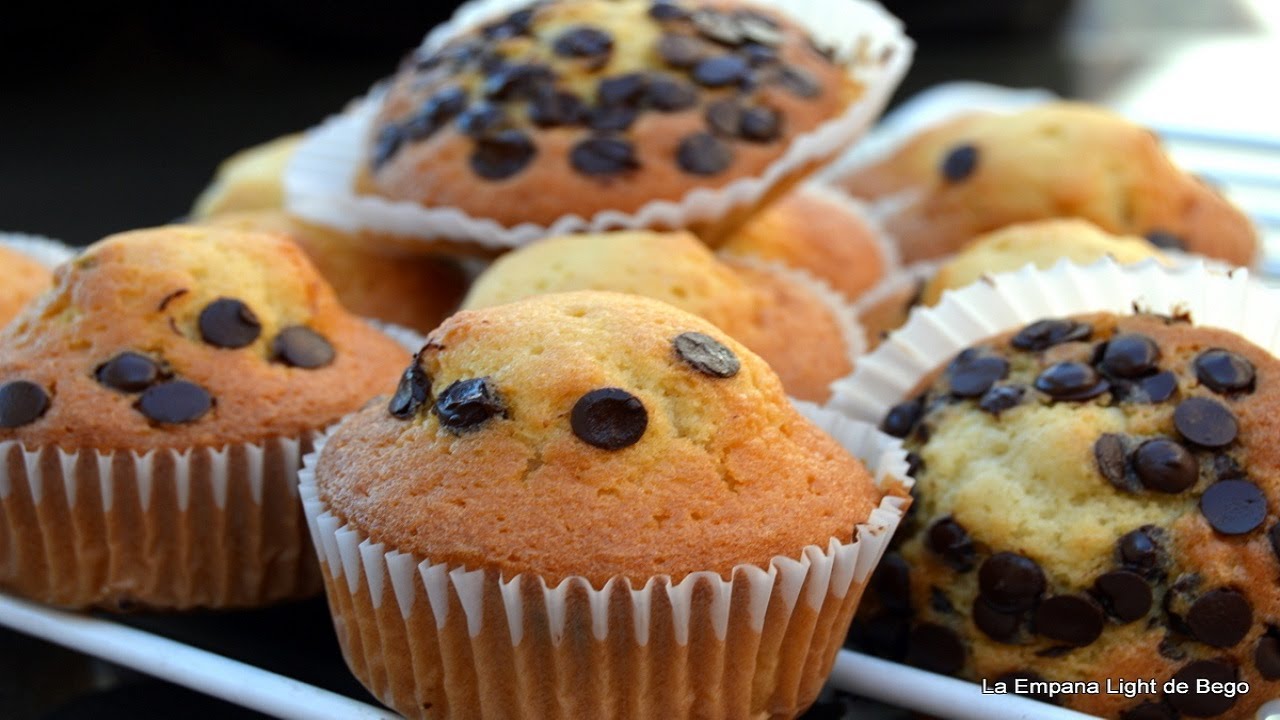 magdalenas caseras con pepitas de chocolate